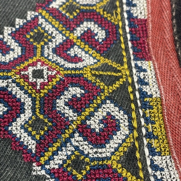 Free People Gray Aztec Embroidery Detail  V-Neck Tie Waist Size Small - Picture 10 of 11